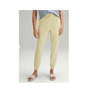Lululemon Keep Moving Full Length Jogger Finch Yellow Size Women's 4